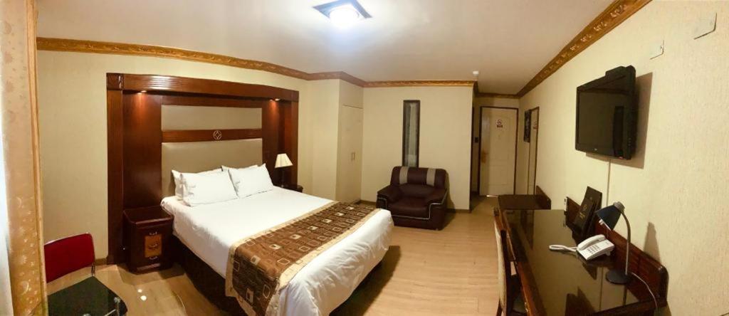 Hotel Oro Inn Лима Екстериор снимка