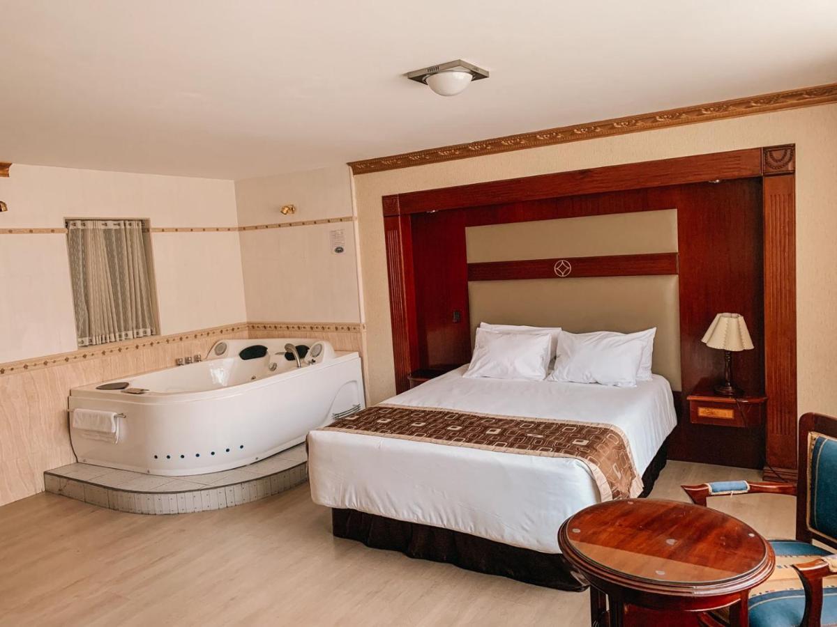 Hotel Oro Inn Лима Екстериор снимка