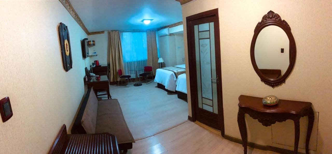 Hotel Oro Inn Лима Екстериор снимка