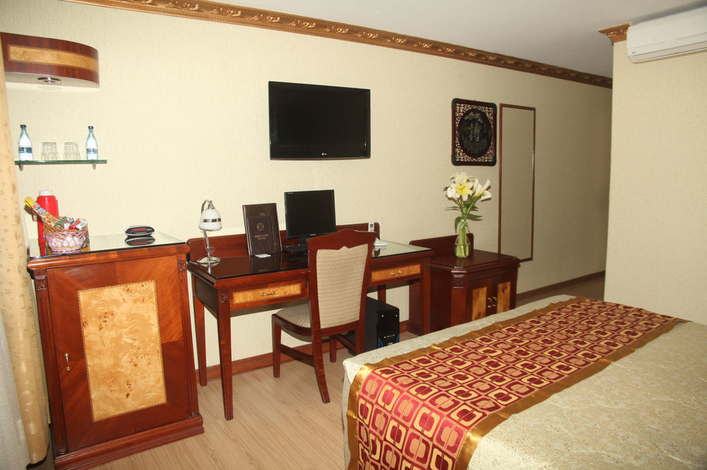 Hotel Oro Inn Лима Екстериор снимка