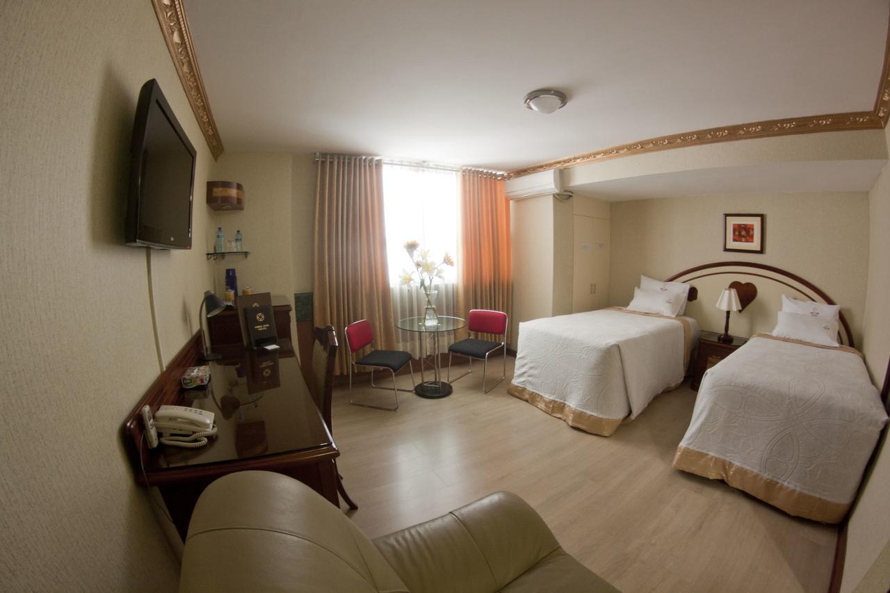 Hotel Oro Inn Лима Екстериор снимка
